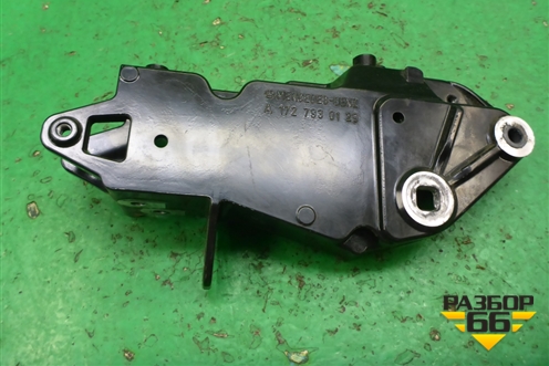 Кронштейн крыши левый (A1727930120) для Mercedes Benz SLK R172 с 2010-2016г