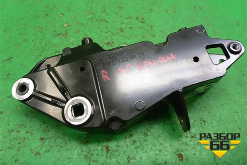 Кронштейн крыши правый (1727930020) для Mercedes Benz SLK R172 с 2010-2016г