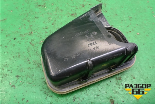 Клапан вентиляционный (правый) (A1728300142) для Mercedes Benz SLK R172 с 2010-2016г (СЛК)