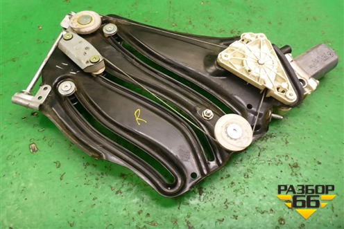 Стеклоподъёмник электрический задний правый (A1726700203) для Mercedes Benz SLK R172 с 2010-2016г (СЛК)