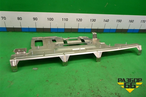 Кронштейн (A1725452640) для Mercedes Benz SLK R172 с 2010-2016г