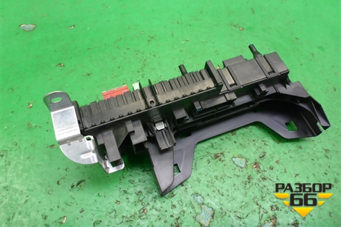 Блок предохранителей для Mercedes Benz SLK R172 с 2010-2016г
