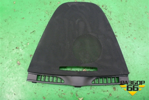 Решетка динамика (на торпедо) (A1726800189) для Mercedes Benz SLK R172 с 2010-2016г