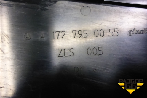 Накладка стойки (задняя левая) (A1727950055) для Mercedes Benz SLK R172 с 2010-2016г (СЛК)