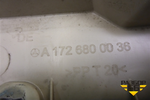 Накладка на торпедо (левая под рулём) (A1726800036) для Mercedes Benz SLK R172 с 2010-2016г