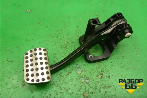 Педаль тормоза (АКПП) (A1722900101) для Mercedes Benz SLK R172 с 2010-2016г