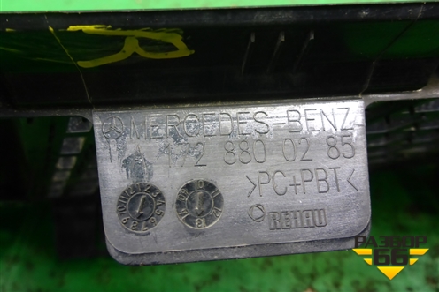 Решетка в капот правая (A1728800285) для Mercedes Benz SLK R172 с 2010-2016г