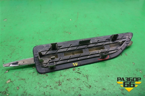 Накладка переднего крыла левого (A172690379) для Mercedes Benz SLK R172 с 2010-2016г (СЛК)