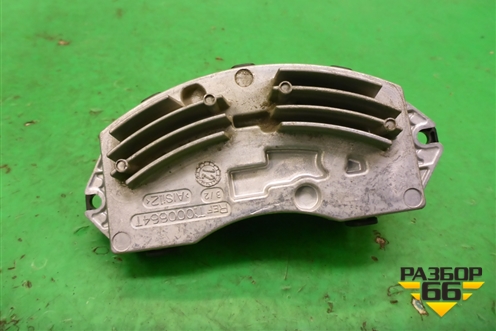 Резистор отопителя для Mercedes Benz SLK R172 с 2010-2016г (СЛК)