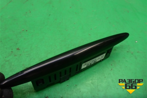 Дисплей паркинга (A1725420123) для Mercedes Benz SLK R172 с 2010-2016г (СЛК)