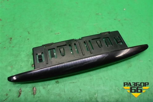 Дисплей паркинга (A1725420023) для Mercedes Benz SLK R172 с 2010-2016г (СЛК)