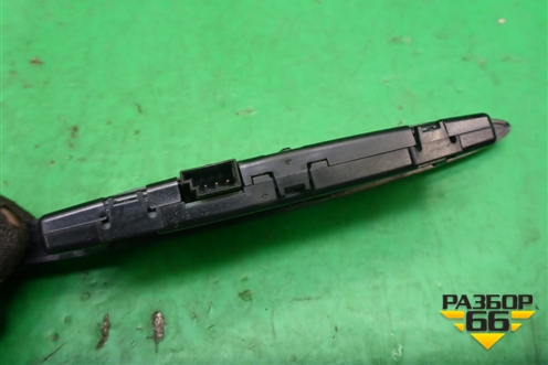 Дисплей паркинга (A1725420023) для Mercedes Benz SLK R172 с 2010-2016г (СЛК)