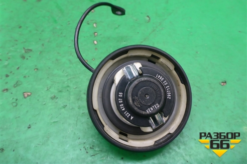 Крышка топливного бака (A2214700705) для Mercedes Benz SLK R172 с 2010-2016г