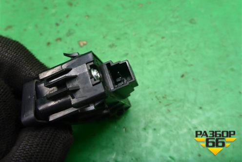 Кнопка центрального замка (A2049058502) для Mercedes Benz SLK R172 с 2010-2016г