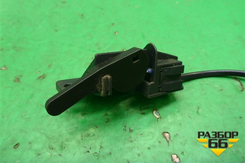 Выключатель концевой (крыши) (A1728207410) для Mercedes Benz SLK R172 с 2010-2016г (СЛК)