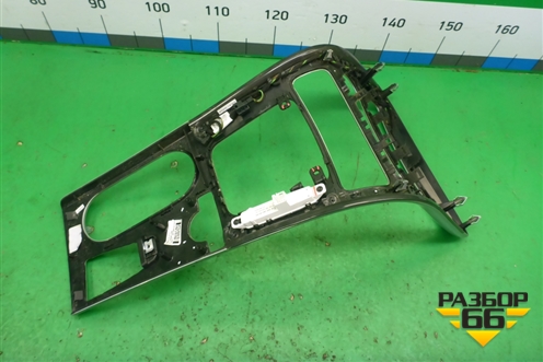 Накладка внутренняя (на консоль) (A1726801336) для Mercedes Benz SLK R172 с 2010-2016г (СЛК)