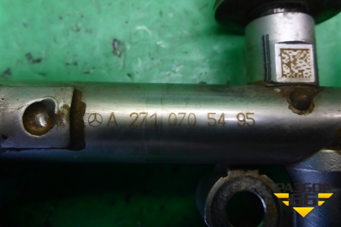Рейка топливная рампа (1.8л 27186130) (A2710705495) для Mercedes Benz SLK R172 с 2010-2016г (СЛК)