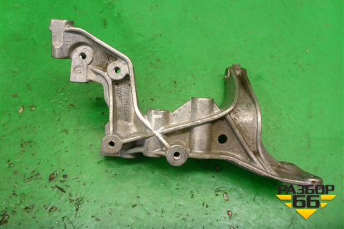 Кронштейн (клапана ЕГР) (1.8л 27186130) (A2711410840) для Mercedes Benz SLK R172 с 2010-2016г (СЛК)