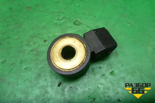 Датчик детонации (1.8л 27186130) (A0061533628) для Mercedes Benz SLK R172 с 2010-2016г