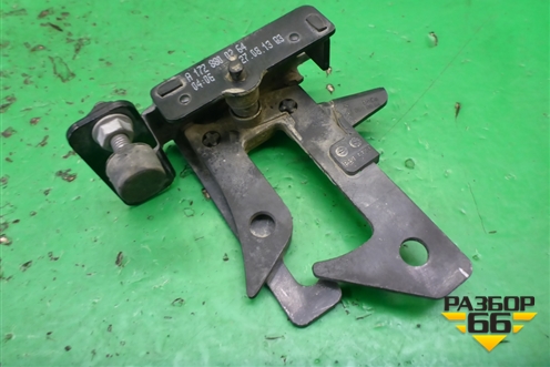 Замок капота (A1728800264) для Mercedes Benz SLK R172 с 2010-2016г (СЛК)