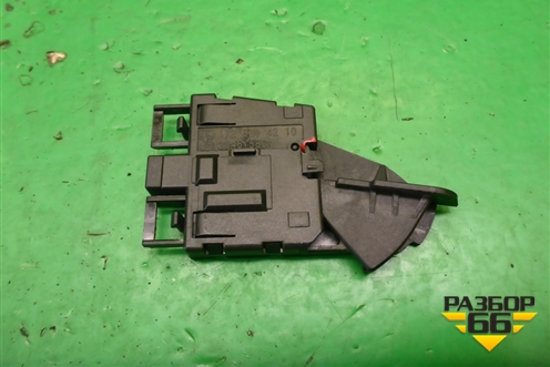 Выключатель концевой (крыши) (A1728204210) для Mercedes Benz SLK R172 с 2010-2016г (СЛК)