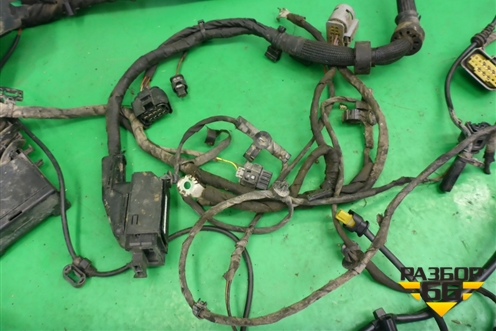 Проводка подкапотная (1.8л 27186130) (A2711501920) для Mercedes Benz SLK R172 с 2010-2016г