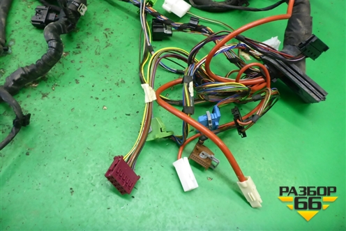 Проводка подкапотная (1.8л 27186130) (A2711501920) для Mercedes Benz SLK R172 с 2010-2016г