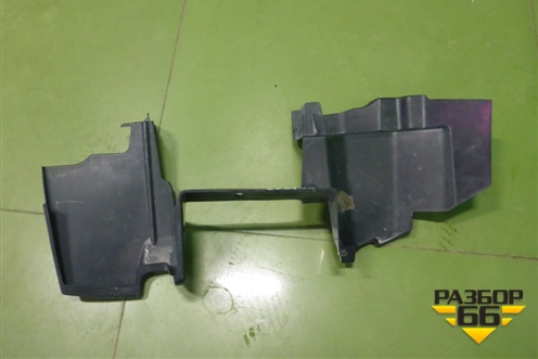 Дефлектор радиатора правый (после 2012г) (TK2156251) для Mazda CX 9 с 2007-2016г