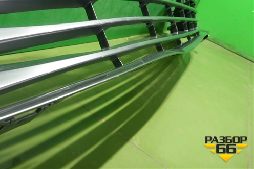 Решетка в передний бампер центральная (до 2020г) (5311333110) для Toyota Camry V70 с 2017г (Камри) Решетка в передний бампер центральная (до 2020г) (5311333110) для Toyota Camry V70 с 2017г (Камри)