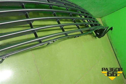 Решетка в передний бампер центральная (до 2020г) (5311333110) для Toyota Camry V70 с 2017г (Камри) Решетка в передний бампер центральная (до 2020г) (5311333110) для Toyota Camry V70 с 2017г (Камри)