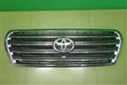 Решетка радиатора (после 2012 до 2015г под камеру) (5311460110) для Toyota Land Cruiser (200) с 2008г