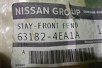 Кронштейн заднего бампера правый (новый) (631824EA1A) для Nissan Qashqai (J11E) с 2013г (Кашкай)