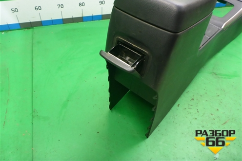 Подлокотник (под механику) (5891112320) для Toyota Corolla (E15) с 2006-2013г (Королла 150)