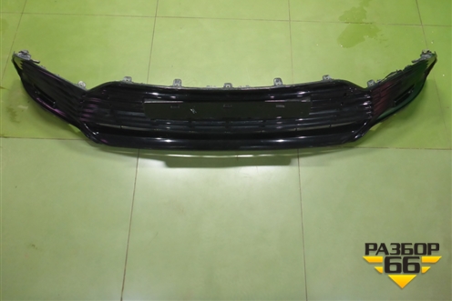 Решетка в передний бампер центральная (после 2020г) (5310206570) для Toyota Camry V70 с 2017г (Камри) Решетка в передний бампер центральная (после 2020г) (5310206570) для Toyota Camry V70 с 2017г (Камри)