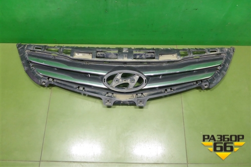 Решетка радиатора (после 2014г) (863514L500) для Hyundai Solaris с 2010-2016г