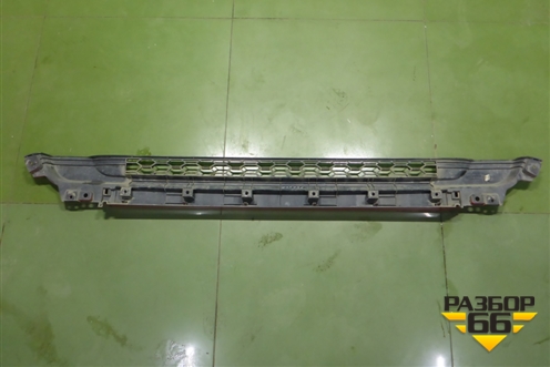 Решетка в бампер центральная  (верхняя) (8406035C6200) для Dongfeng  DFH4180