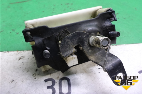 Ручка открывания багажника (XB669338) для Mitsubishi Pajero/Montero с 2007г