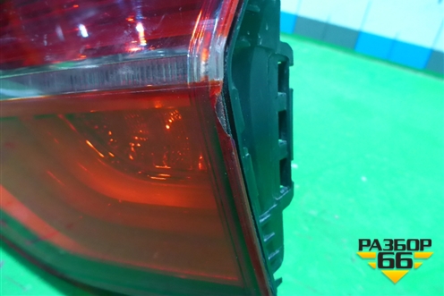 Фонарь задний внутренний правый (7057019100) для Geely Tugella с 2019г