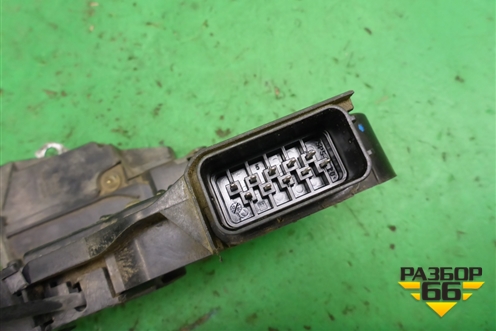 Замок двери задней левой для Mazda Mazda 3 (BK) с 2003-2009г 