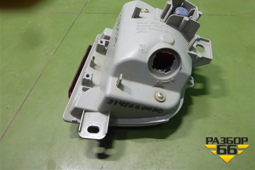 Фонарь в задний бампер левый (после 2015г) (8145660070) для Toyota Land Cruiser (200) с 2008г (Ленд Крузер)