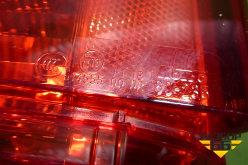 Фонарь в задний бампер левый (после 2015г) (8145660070) для Toyota Land Cruiser (200) с 2008г (Ленд Крузер)