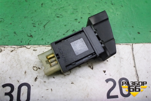 Кнопка открывания багажника для Geely Emgrand (EC7) с 2009-2016г