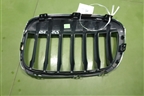 Решетка радиатора правая (7354824) для BMW X1 F48 с 2014г (Х1 Ф48)