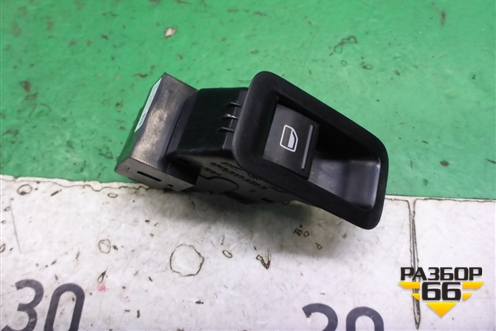 Кнопка стеклоподъёмника (6RU959855A) для Volkswagen Polo (седан) с 2010г