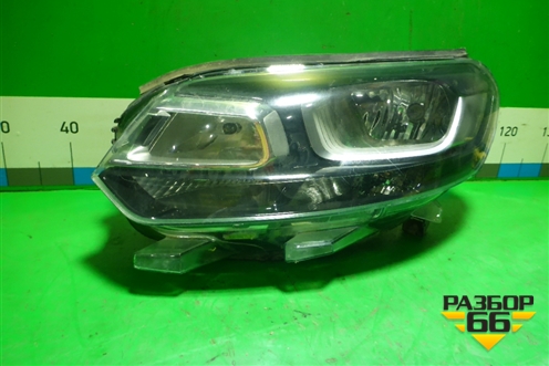 Фара левая (галоген) (9808567780) для Citroen Jumpy с 2016г (Джампи)