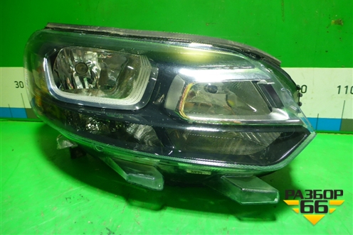 Фара правая (галоген) (9808567680) для Citroen Jumpy с 2016г (Джампи)