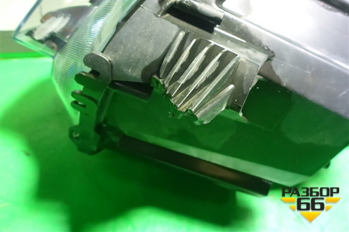 Фара правая (галоген) (9808567680) для Citroen Jumpy с 2016г (Джампи)