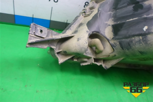 Фара правая (после 2000г галоген) (A9018202761) для Mercedes Benz Sprinter W901-905 с 1995-2006г (Спринтер)