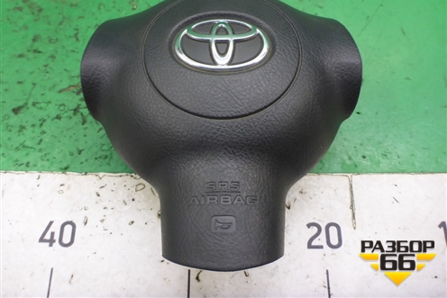 Подушка безопасности в рулевое колесо (4513002270) для Toyota Corolla (E12) с 2001-2007г