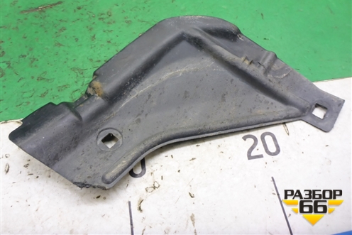 Пыльник заднего бампера левый (5218602030) для Toyota Corolla (E12) с 2001-2007г